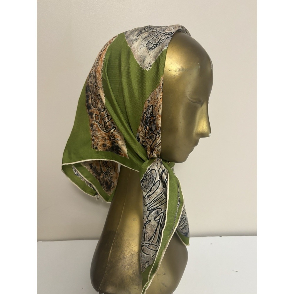 Vintage 1960s/1970s Sally Gee Scarf Hand Rolled SILK Japan 26 Inch Square Green